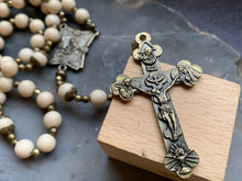Load image into Gallery viewer, His and Her&#39;s Black and Ivory Rosaries